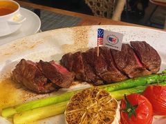 -MONICH牛排融合餐厅(和义大道购物中心店)