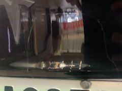 -鲨鱼皮汽车凹陷玻璃修复(静安店)