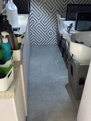 -PE SALON
