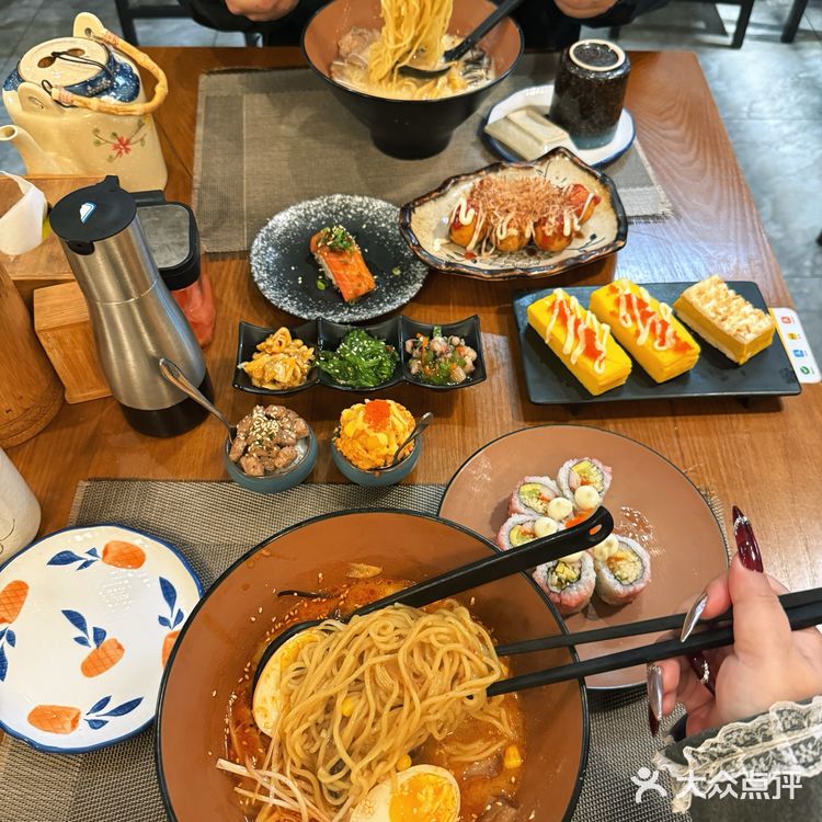 学校周边的美食，更适合毕业后的我*͈ᴗ͈ˬᴗ͈ෆ