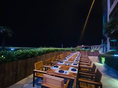 -山港凯悦酒店·BEBA海滩烧烤餐厅酒吧