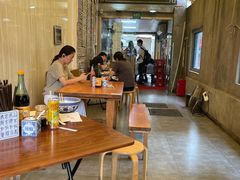 大堂-沪西老弄堂面馆(定西路店)