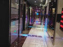 -好乐迪(张扬路八佰伴店)