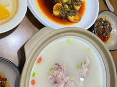 -叁煨蹄花·下饭盐帮菜(人民广场店)