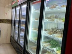 自助取餐区-四川乐山大佛长春泥锅涮串(四分局店)