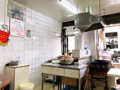 大堂-黄阿姨锅贴大王(万航渡路店)