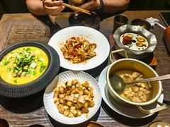 -魁盛居百年鲁菜馆(县西巷店)