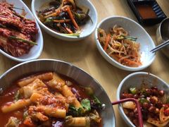 -牛信亭韩国料理·炭火烤肉(紫藤路店)