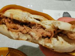 腊汁肉夹膜-大嘻咹biangbiang面(历史博物馆店)