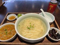 -蟹上黄·蟹黄面·江南糖水(人民广场店)