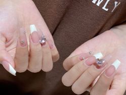 -爱纶美·美甲美睫半永久