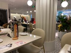 大堂-必胜客(悦荟店)