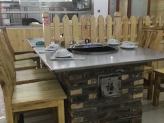 -屯老二农家铁锅炖·行业领军者(梅江店)
