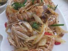 -覃记海鲜美食餐厅