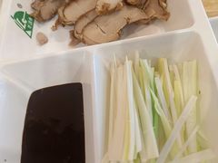 -李连贵熏肉大饼(金隅嘉品Mall店)