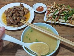 -朱大嘴肥肠血旺(福字街店)