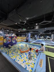 -反弹蹦床公园·亲子乐园·团建·派对(青岛融创茂店)