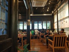 店内环境-猫的天空之城概念书店(杭州南宋御街店)