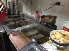 -花溪王记牛肉粉(四季花溪商场店)