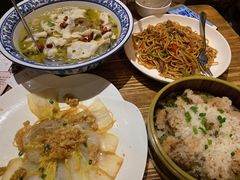 -胡桃里音乐餐厅(陶溪川店)(川湘赣菜·世界百大酒庄直供红酒·音乐表演)