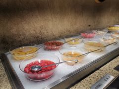 自助调料区-汉巴味德·烤肉与啤酒的自助(杭州大悦城店)