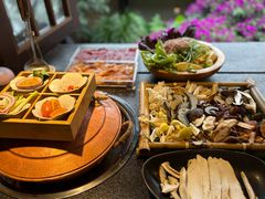 -菌自由丨野生菌火锅特色庭院餐厅(丽江古城店)