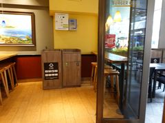 -The Habit Burger Grill 哈比特汉堡(爱琴海店)
