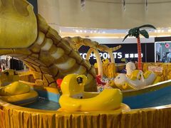 -鸿通城购物中心