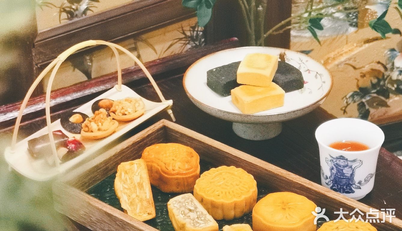 🌞江南西甜品店| 丰富月饼礼盒·让中秋更美好‼️ 