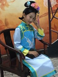 点击看大图 -后宫·古装汉服京剧儿童亲子全家福摄影