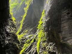 -龙水峡地缝景区