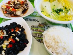 -老乡鸡(肥东店忠路润和尚品店)