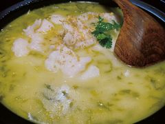 -九锅一堂酸菜鱼(学府凯德店)
