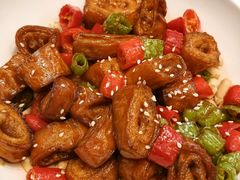 芥味脆皮大肠-广府汤语·靓汤·早茶·小粤菜(仁恒梦店)