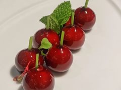 樱桃鹅肝-广州柏悦酒店·悦景轩·粤菜餐厅