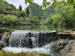 -高荡千年布依古寨旅游景区