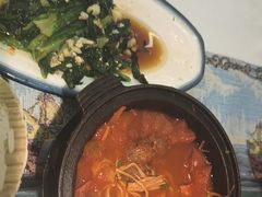 -刘姐啤酒鱼民族演艺餐厅(西街总店)