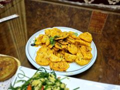 -三江源美食城