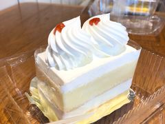 纯奶油小方鲜奶小方-老大昌(淮海中路店)
