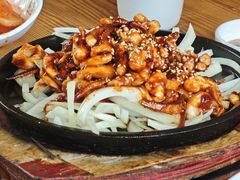-喇喇排骨火锅·传统韩式脊骨汤(望京西园总店)