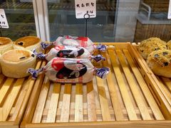 面包甜点陈列柜-焙丽拾光(麦凯乐直营店)