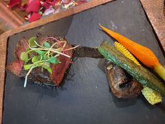 碳烤澳洲西冷牛排-YUE·6·西式融合餐厅(外滩六号店)
