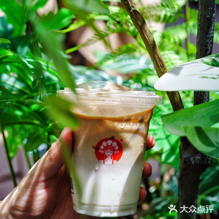 沉浸式体验霸王茶姬美罗城旗舰店 真的绝了