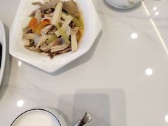 -伊北味·清真青海拉面村(延安路店)