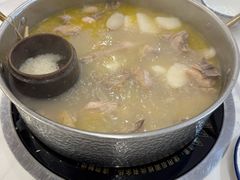 -朴小妹人参鸡汤火锅(长白山万达店)