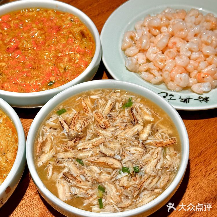 天呢～蟹黄面怎么这么好吃！