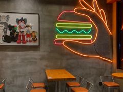 -牛纽塔·牛人堡(群众路店)