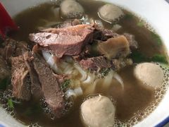 牛腩面-丽丰茶冰室
