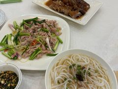 -胜记烧鹅美食