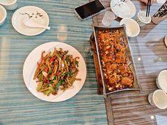 -自游人·美食一楼